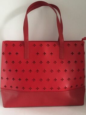 Airline Style Red Vinyl Tote Bag Airplane Cutout Travel Carry On Large Zip Bag
